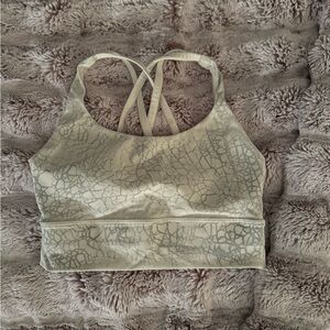 Lululemon Women's Crisscross Back Sports Bra - size 4